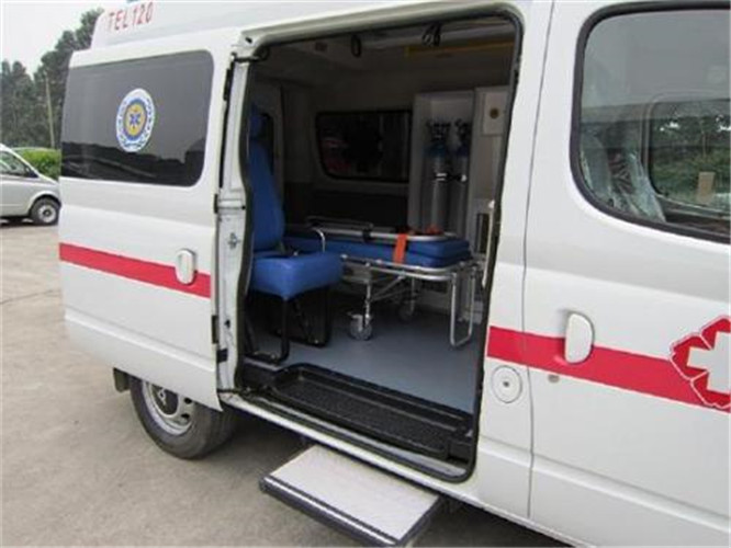 城口救护车出租服务案例7